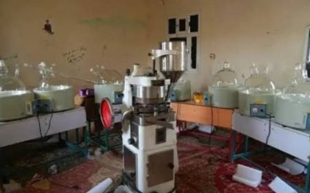 الأمن اليمني يحبط أول مصنع للمخدرات في المناطق الحو..ثية بتمويل خارجي...