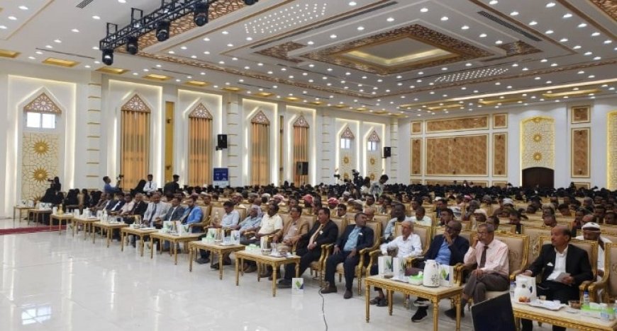 برعاية محافظ حضرموت.. تخريج 36 قابلة مجتمع بدعم من مؤسسة صلة وتنفيذ معهد العلوم الصحية بالمكلا.....