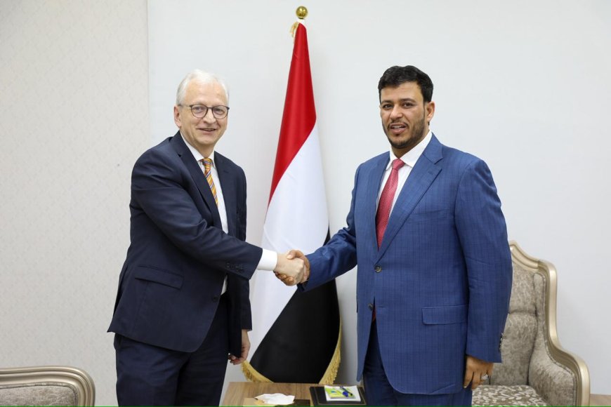 الدكتور عبدالله العليمي.. خلال لقاءه بالسفير الألماني "هجمات البحر الأحمر أثبتت أن الحو...ثيين تهديداً يتجاوز اليمن"...