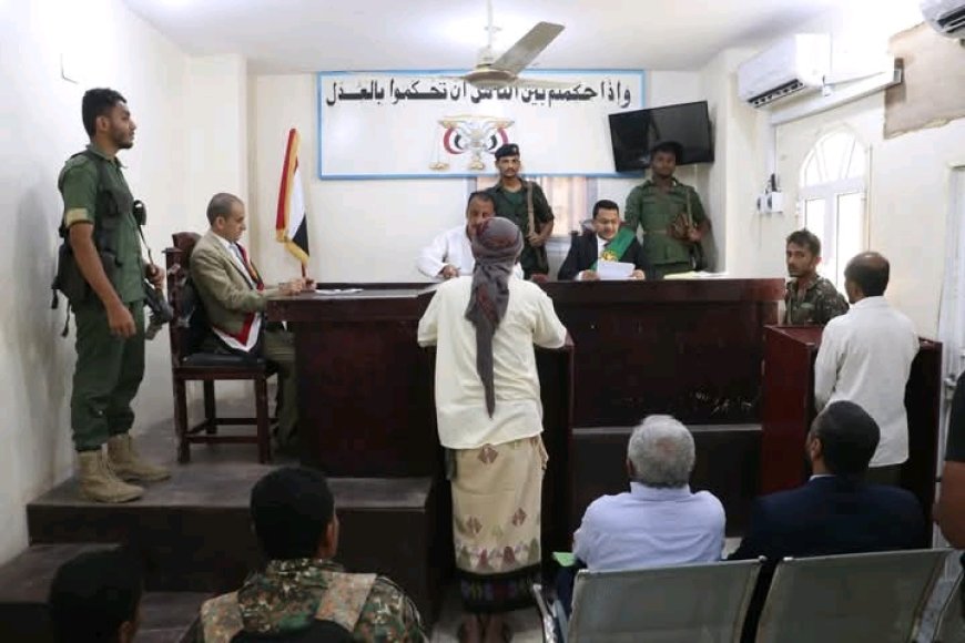 محكمة الخوخة تصدر حكمين في قضيتي قتل بمحافظة الحديدة.....