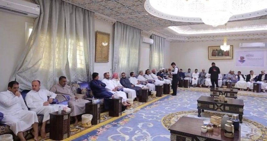 جدة: وكيل وزارة الأوقاف الشيخ مختار الرباش يؤدي واجب العزاء برحيل الداعية البارز الشيخ محمد المقرمي...