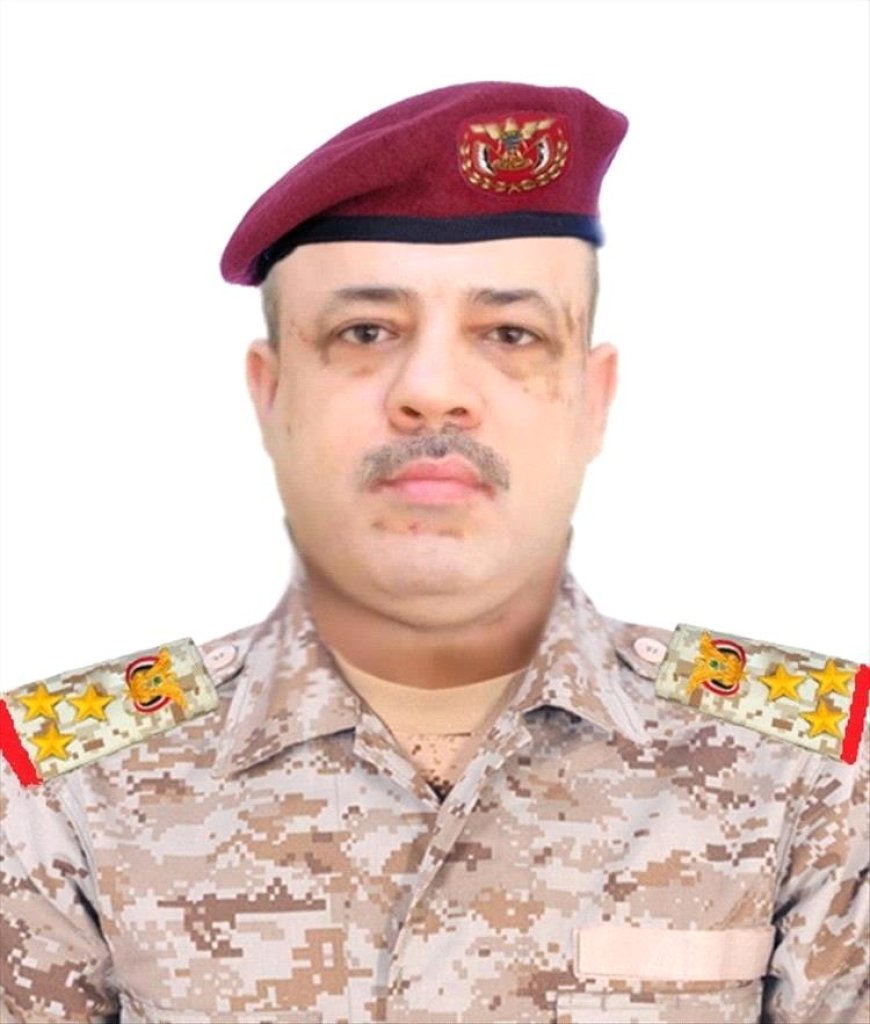 قائد اللواء 39 مدرع يرفع برقية تهنئة للقيادة العسكرية بمناسبة الذكرى الـ58 لعيد الاستقلال 30 نوفمبر...