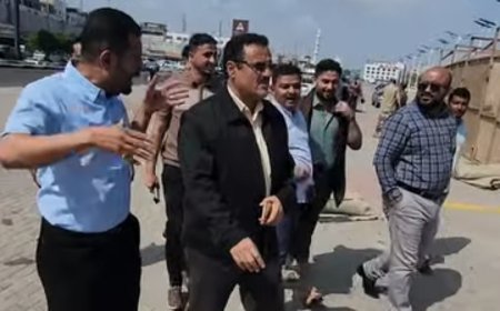 عــاجــل:قيادات محلية أول الواصلين إلى ساحة العروض بخورمكسر قبيل انطلاق اعتصام الخيام في عدن