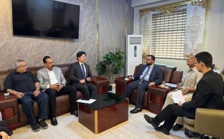 وزير الأشغال يبحث مع القائم بأعمال السفارة الصينية تعزيز التعاون في مجالي الطرق والإسكان