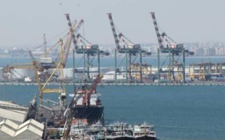 إعادة إجراءات الشحن إلى ما قبل الحرب في ميناء عدن....