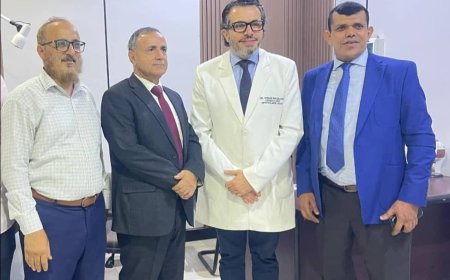 رئيس جامعة عدن يزور مستوصف العين التخصصي ويشيد بجهود طبية نوعية في عدن