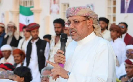 السلطان بن عفرار في حوار حصري لموقع منبر الأخبار: المهرة آمنة ومستقرة.. وندعو لدولة جنوبية فيدرالية تحافظ على أمن الجوار(اليكم نص الحوار الهام)