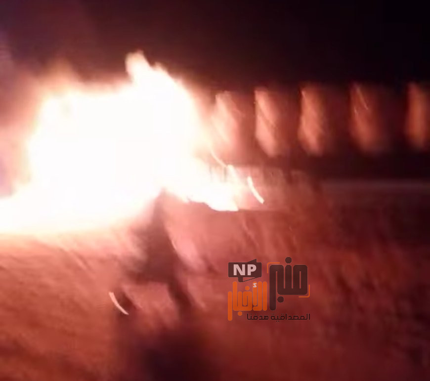 عاجل: اشتعال شاحنة على الخط الدولي بشرورة… وسائق يمني ينجو بمهارة بعد عطل مفاجئ في الفرامل(تفاصيل أولية)