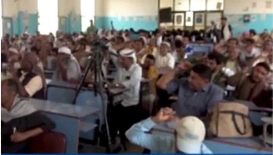 ممارسات حو...ثية لفرض التعبئة الطائفية واستهداف طلاب كلية التربية بزبيد...