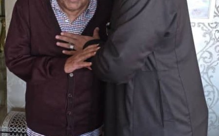 القيادي الشبابي التميمي "يكشف " تفاصيل لقاءه في القاهرة برئيس الوزراء الأسبق . 