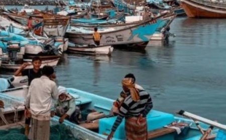 الميليشيات الحو...ثية تفاقم معاناة الصيادين في الحديدة ...