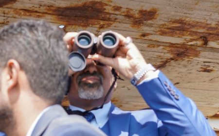 عاجل:فارس الحميري يكشف تفاصيل مثيرة عن خروج عيدروس الزبيدي من عدن وخطة تمويه معقّدة