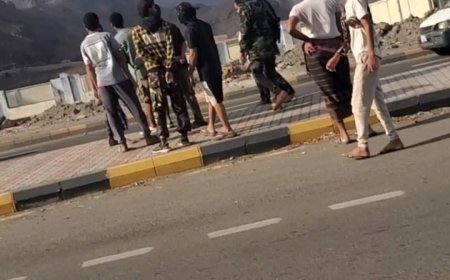 عاجل: فيما دعا من قام بالنهب بسرعة إعادة المنهوبات..قوات العمالقة ودرع الوطن تبدأ تجميع ومراجعة لقطات كاميرات المراقبة من الشوارع والمنشآت للقبض على اللصوص والناهبين (تحذيرات هامة)