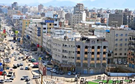 الصحفي ياسر اليافعي: كسر حلقة الفشل يبدأ بحلّ الأحزاب وحوار وطني بلا قيود الماضي