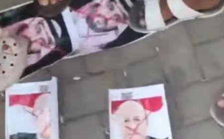 انقسام مابين مؤيد ومعارض..حرق صور العليمي وخالد بن سلمان في تظاهرة بساحة العروض بعدن تثير جدلاً واسعاً