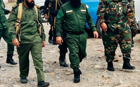 المقدم مياس الجعدني أثناء زيارته لإدارة مكافحة المخدرات في شرطة لحج سنشن ضربات قاسمة لأوكار المخدرات بلا هوادة