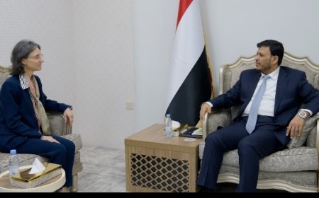 الدكتور عبدالله العليمي يبحث مع سفيرة فرنسا مسار الاستقرار والسلام في اليمن وتعزيز التعاون الثنائي . ..