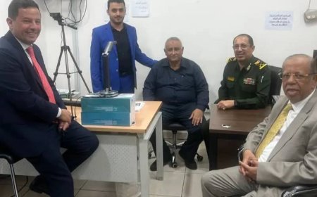 وكيل وزارة الداخلية لقطاع الخدمات المدنية يتفقد فرع الأحوال المدنية بالقنصلية اليمنية في جدة