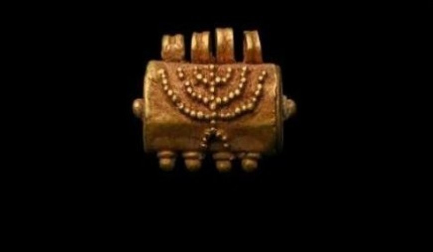 ذهب يمني مهدد بالطمس وباحث يكشف بيع قطعة أثرية...