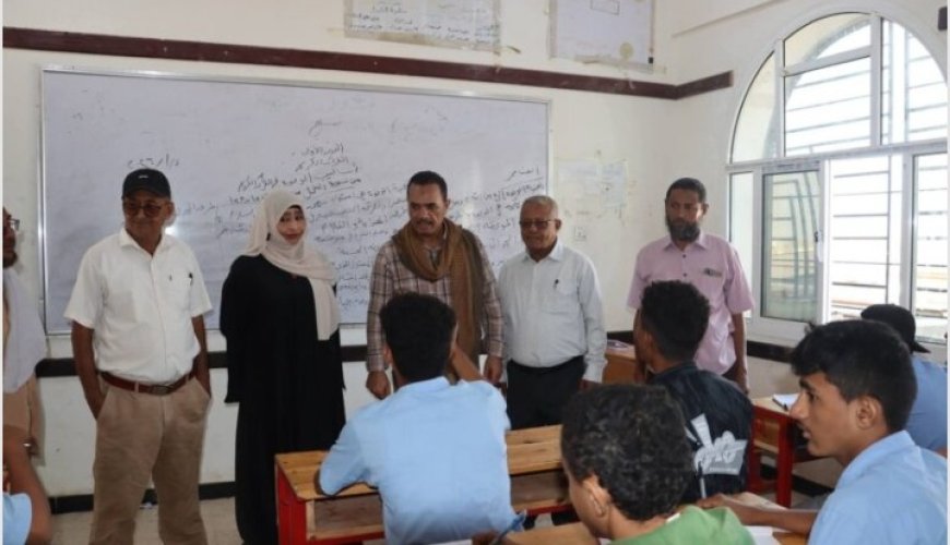القاضي وبكري يدشنان الفصل الدراسي الثاني في مدارس حيس الحديدة ...