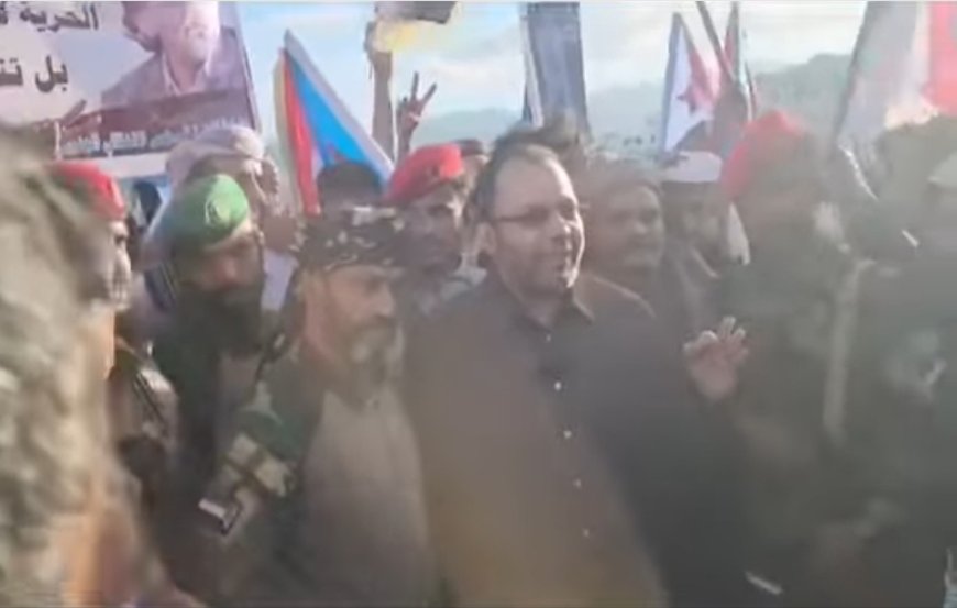 وكيل محافظة عدن عدنان الكاف يشارك في حشد ساحة العروض استجاباً لدعوة الزُبيدي 