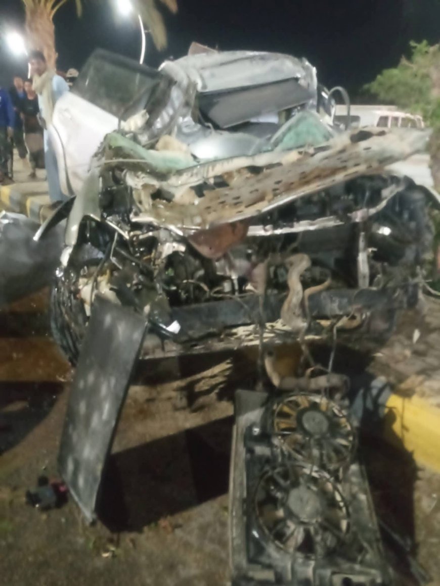 عاجل:وفيات وإصابات في حادث مروري مروّع وسط مأرب بسبب عكس الخطوط(صور أولية)