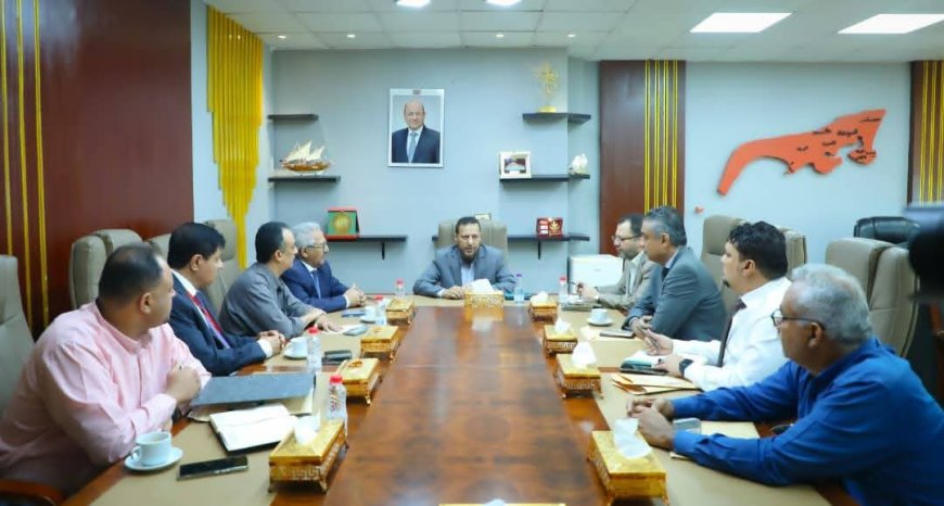 عاجل: وزير الدولة محافظ العاصمة عدن يتخذ هذه الخطوة(صورة)