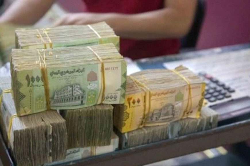 تعز خارج حسابات الرواتب؟ استياء واسع تجاه السعودية من استثناء جنود المحافظة عبر صرف مستحقاتهم