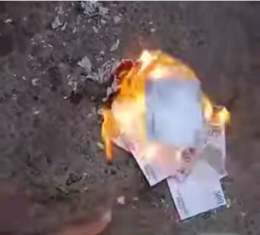 ماجد الداعري: إحراق المرتبات السعودية تصرّف مستفز لا يمثل الشعب الجنوبي ولا يخدم قضيته