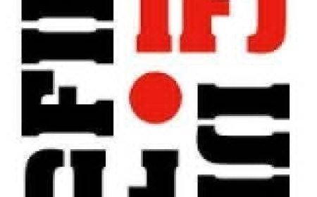 الاتحاد الدولي للصحفيين يعرب عن قلقه واستيائه إزاء الهجوم على صحيفة عدن الغد