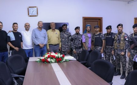 مؤسسة مياه عدن تكرم أفراد قوات حرس المنشآت نظير جهودهم في تأمين مبنى المؤسسة 