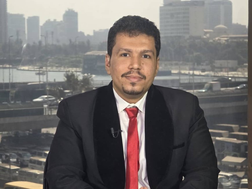 الصحفي أحمد ماهر يوجه دعوة عاجلة للرئيس العليمي للإفراج عن المحتجزين "خارج القانون"