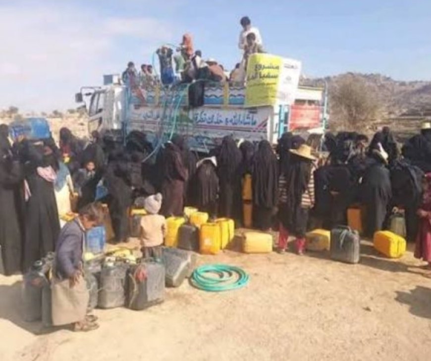 قيادات حو...ثية يتسببون في أزمة مياه حادة تضرب قرية ضحيان في عمران....