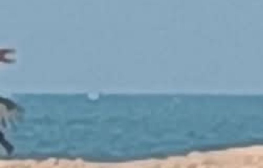 سفينة غامضة قبالة الخوخة جنوب الحديدة  تثير جدلاً واسعاً...