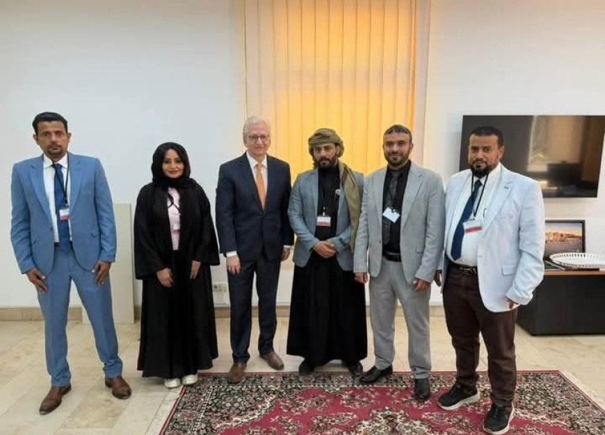 وفد الحراك التهامي السلمي يلتقي السفير الألماني بالرياض ويؤكد أن تهامة مكوّن سياسي أصيل لا يمكن تجاوزه في أي تسوية شاملة للأزمة اليمنية...