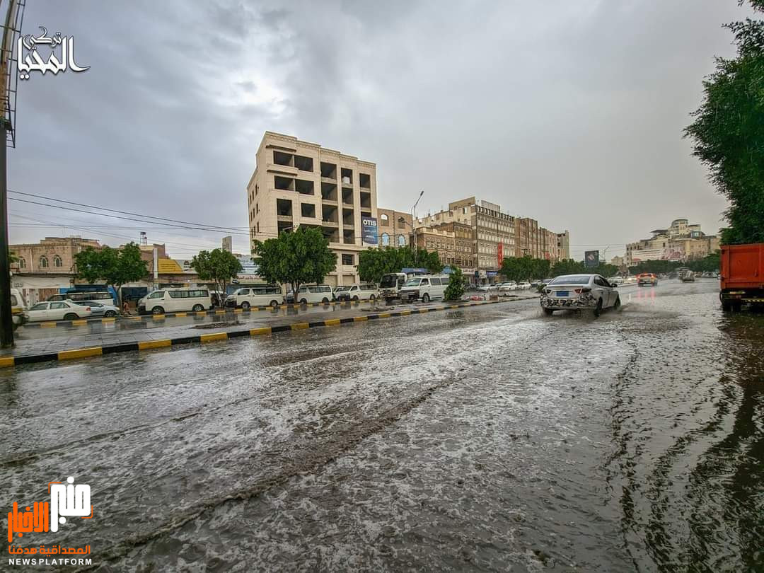 بعد بحث طويل.. العثور على جثة مواطن معمري من ضمن ضحايا تدافع صنعاء الأخيرة