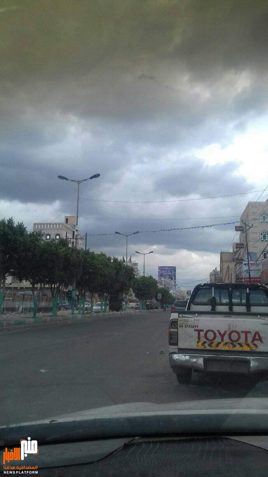 يحدث الان.. أمطار غزيرة في يريم وجبل سمارة في إب